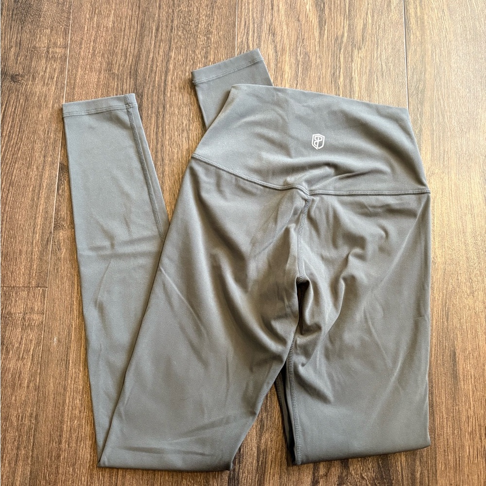 Born Primitive Gray Leggings